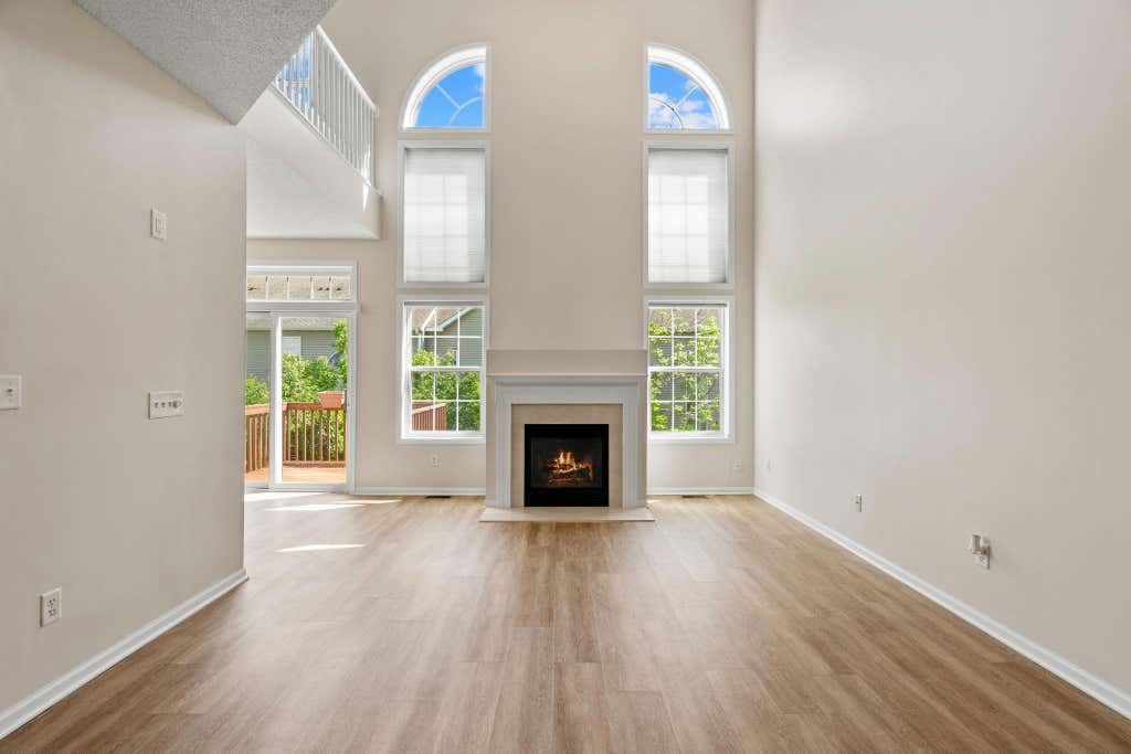 Photo of 1353 White Oak Drive, Chaska, MN 55318 (MLS # 7132755)