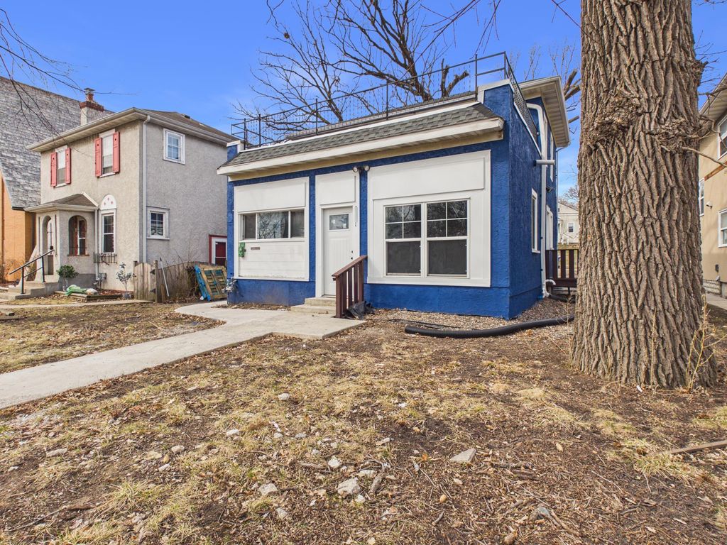 Photo of 2651 Thomas Avenue N, Minneapolis, MN 55411 (MLS # 7042568)