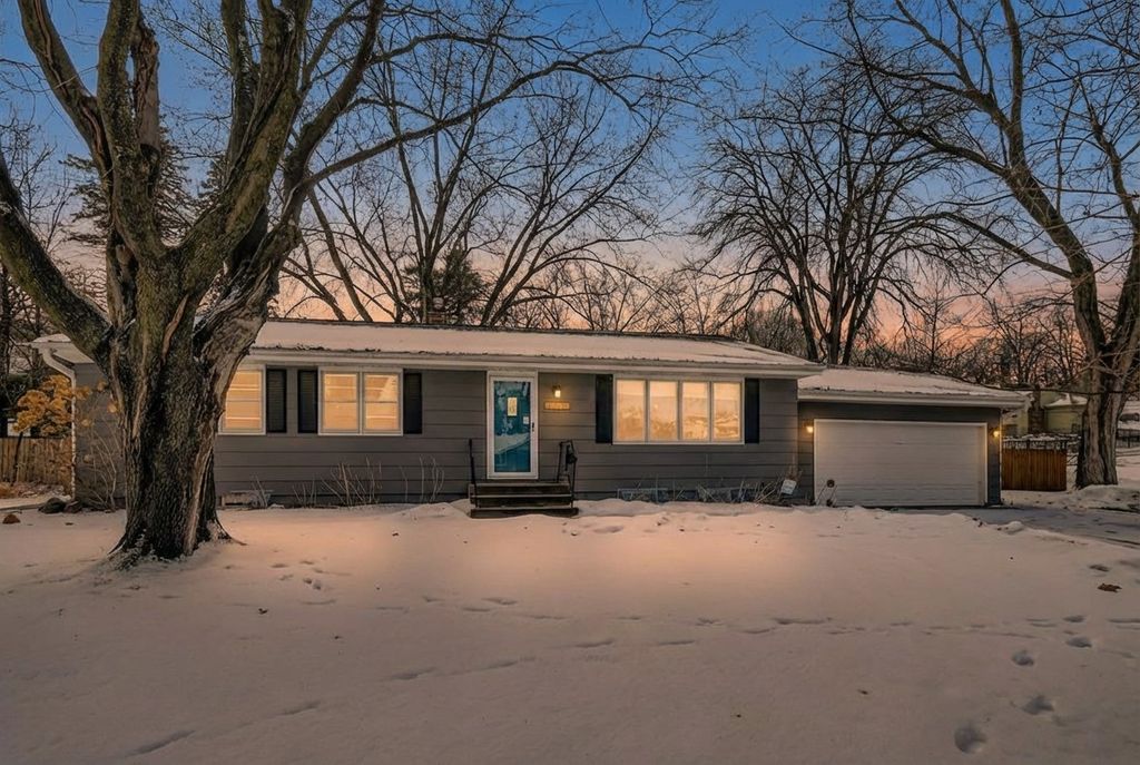 Photo of 14921 Belvoir Drive, Minnetonka, MN 55345 (MLS # 7013573)