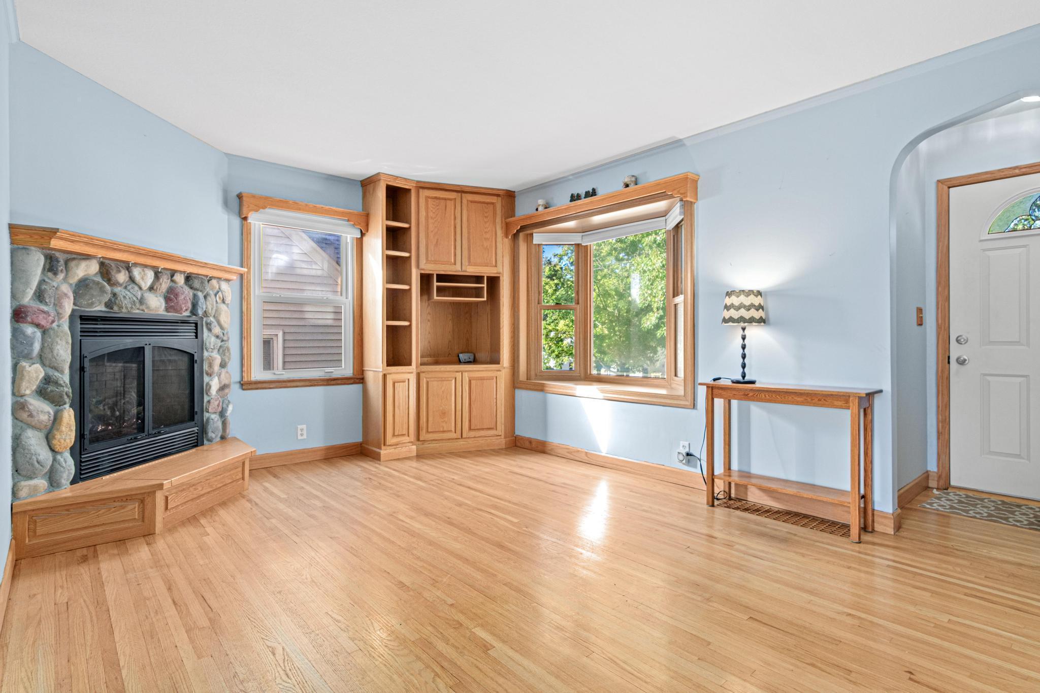 3101 Nevada Avenue S