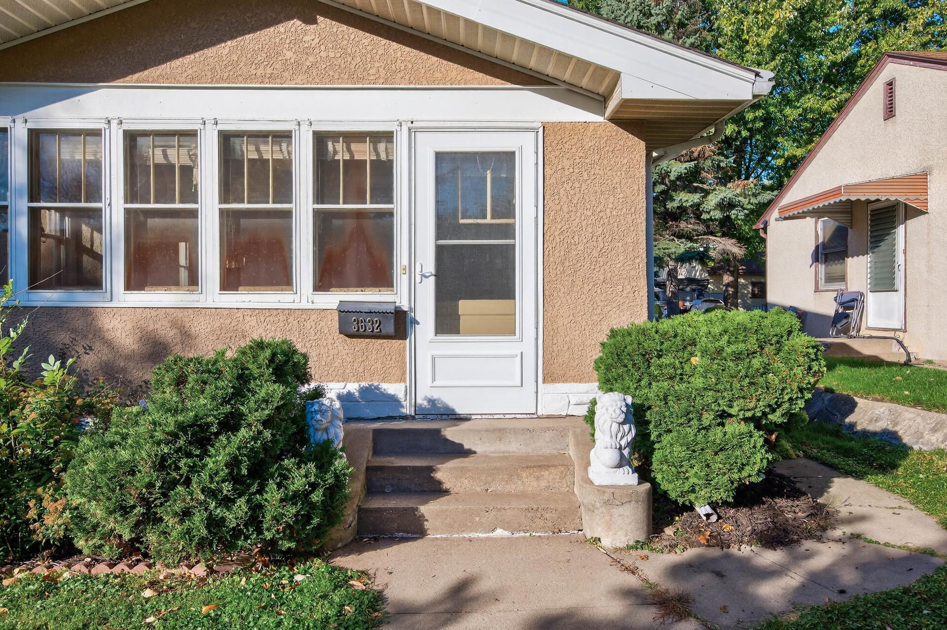 3632 Architect Avenue NE