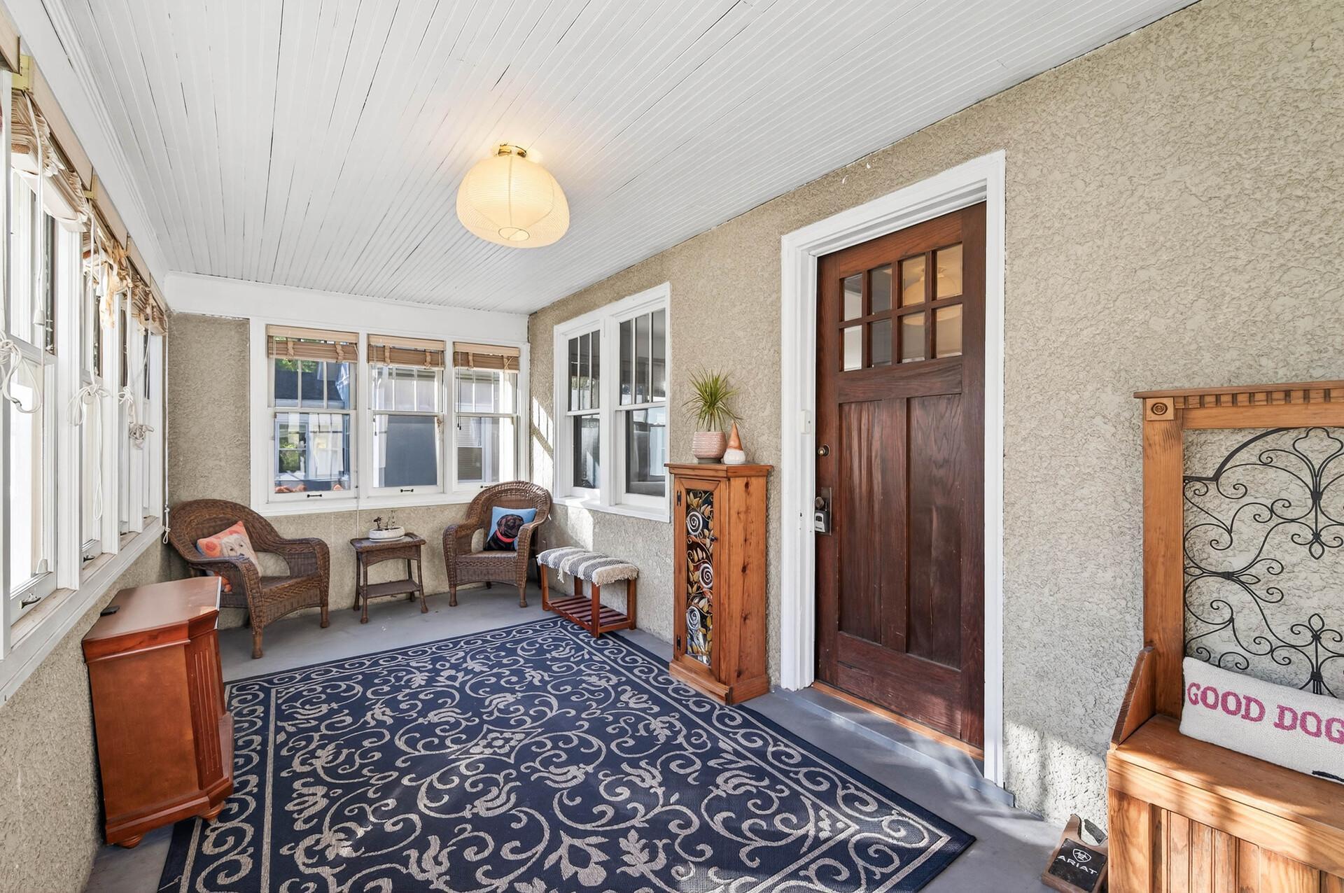 3632 Architect Avenue NE