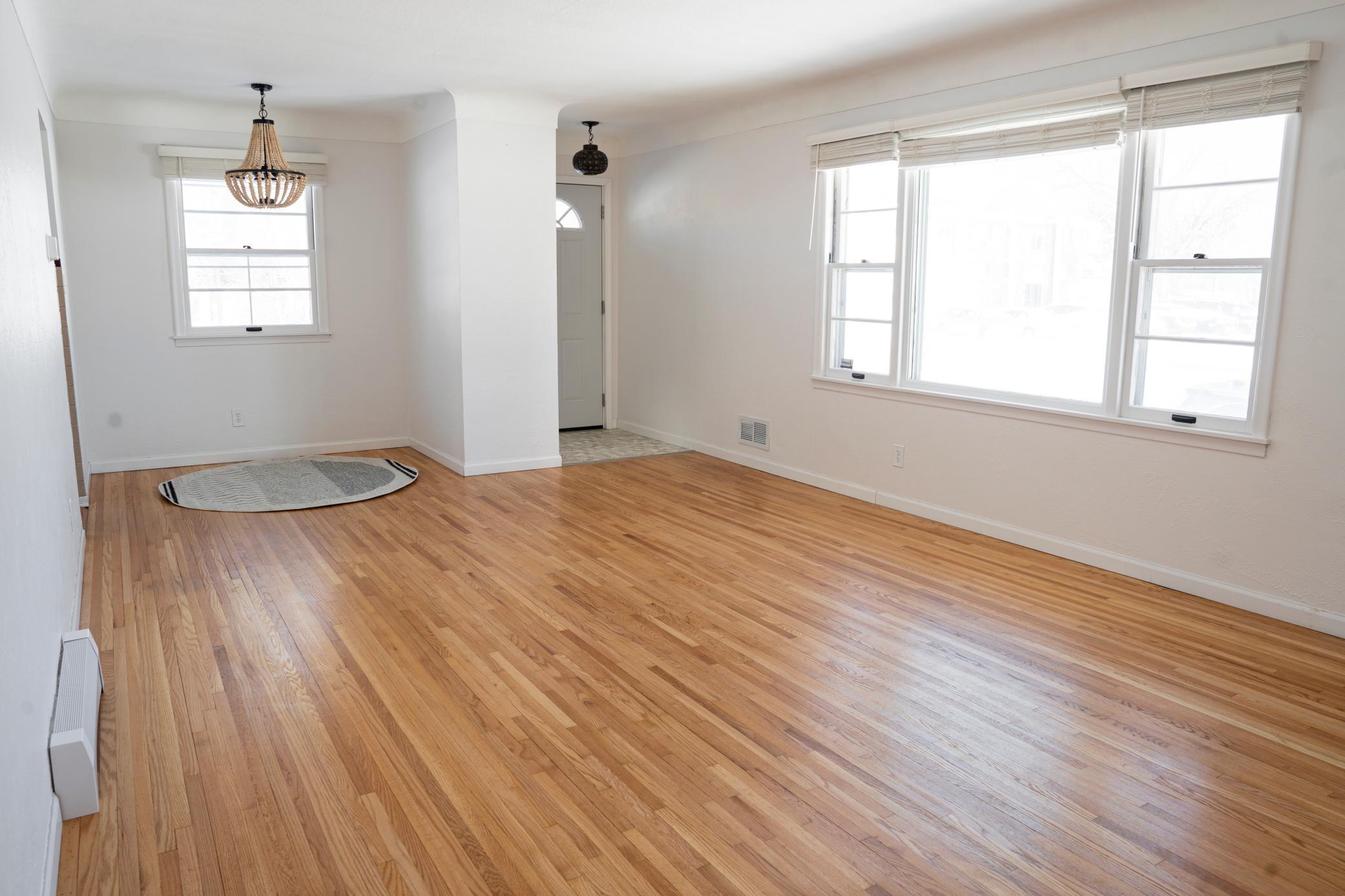 1176 Lawson Avenue E