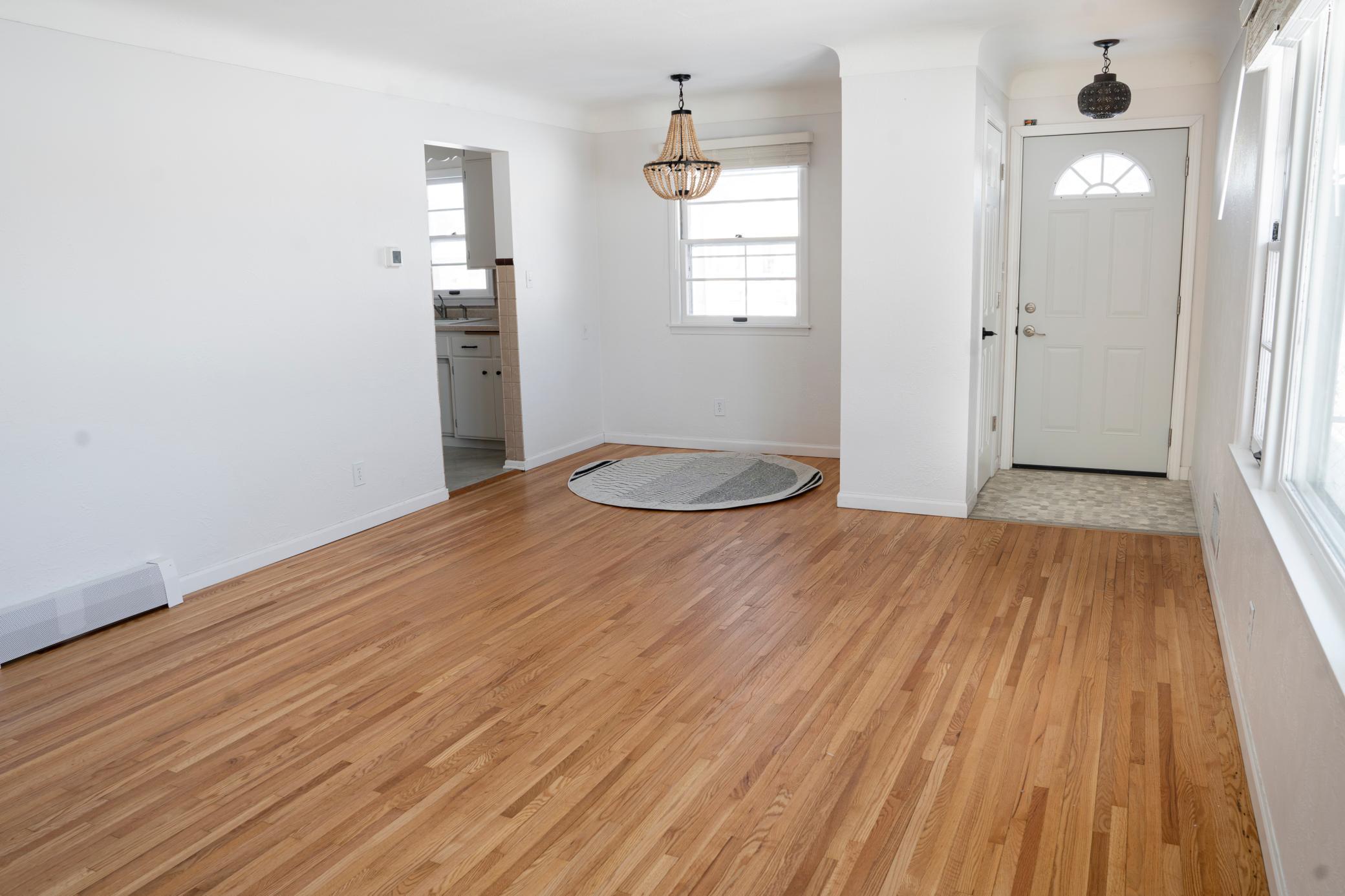 1176 Lawson Avenue E