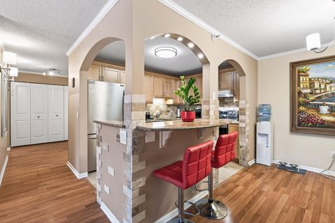 5645 Green Circle Drive 108 Hopkins MN 55343