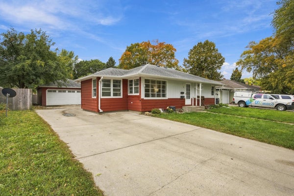 48 17TH AVE N, FARGO, ND 58102 - Image fc71c3b2a634ba7bb1841d6044d6e87e/3037628226