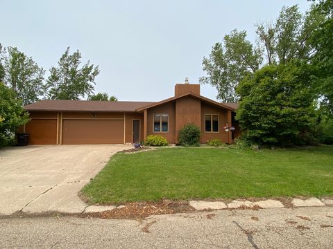 Photo of 199 2nd Street NE, Clarks Grove, MN 56016 (MLS # 6729812)