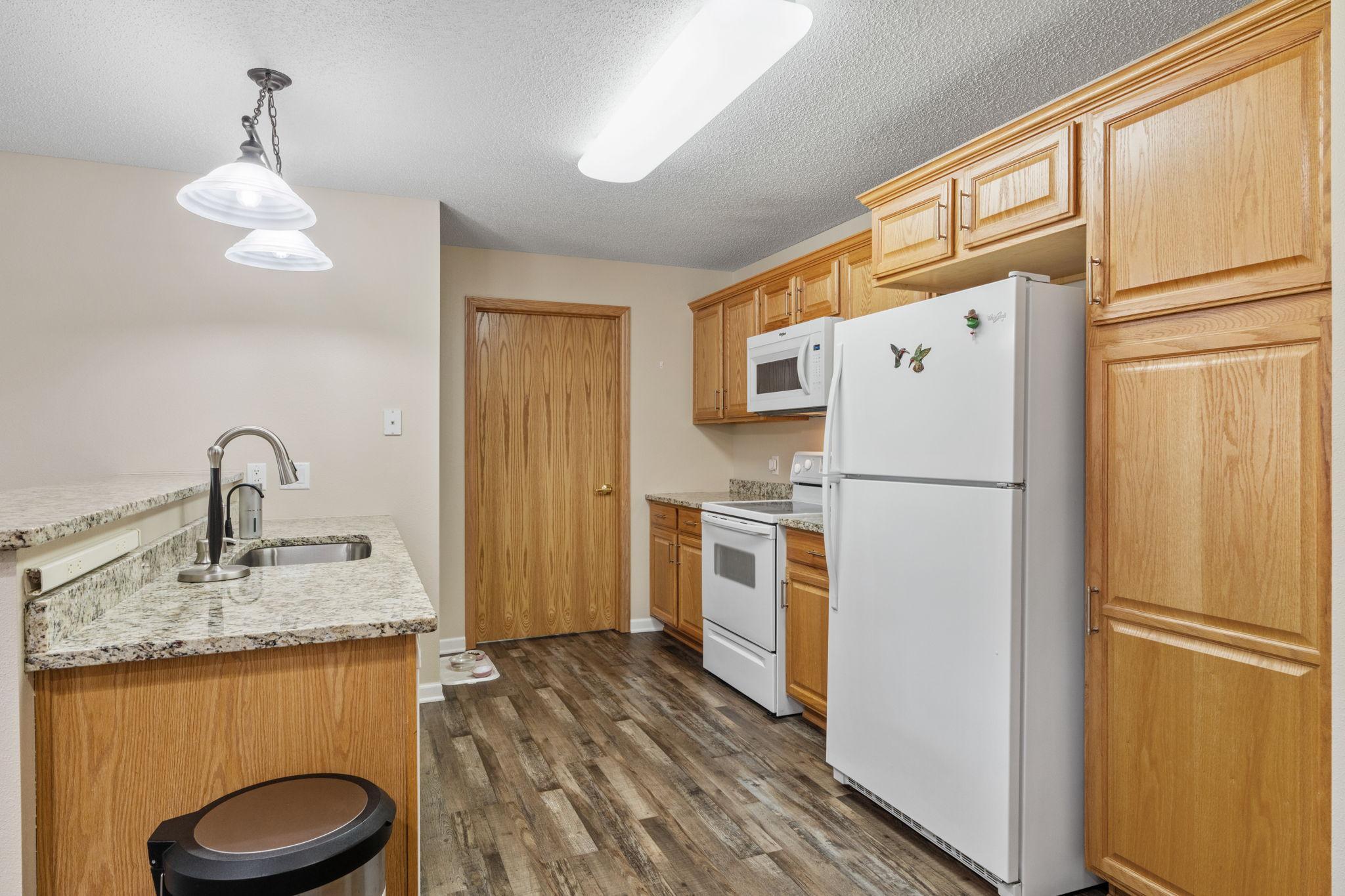 15631 Linnet Street NW 3-202