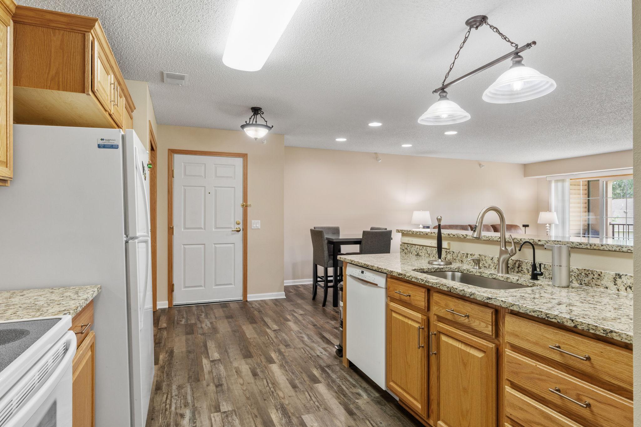 15631 Linnet Street NW 3-202