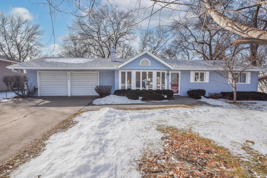 Photo of 1227 8th Avenue N, Sauk Rapids, MN 56379 (MLS # 7007283)