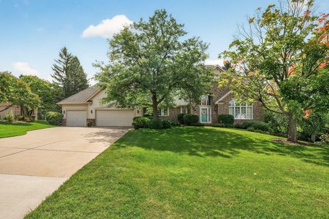 606 Sutcliff Circle Mendota Heights MN 55118
