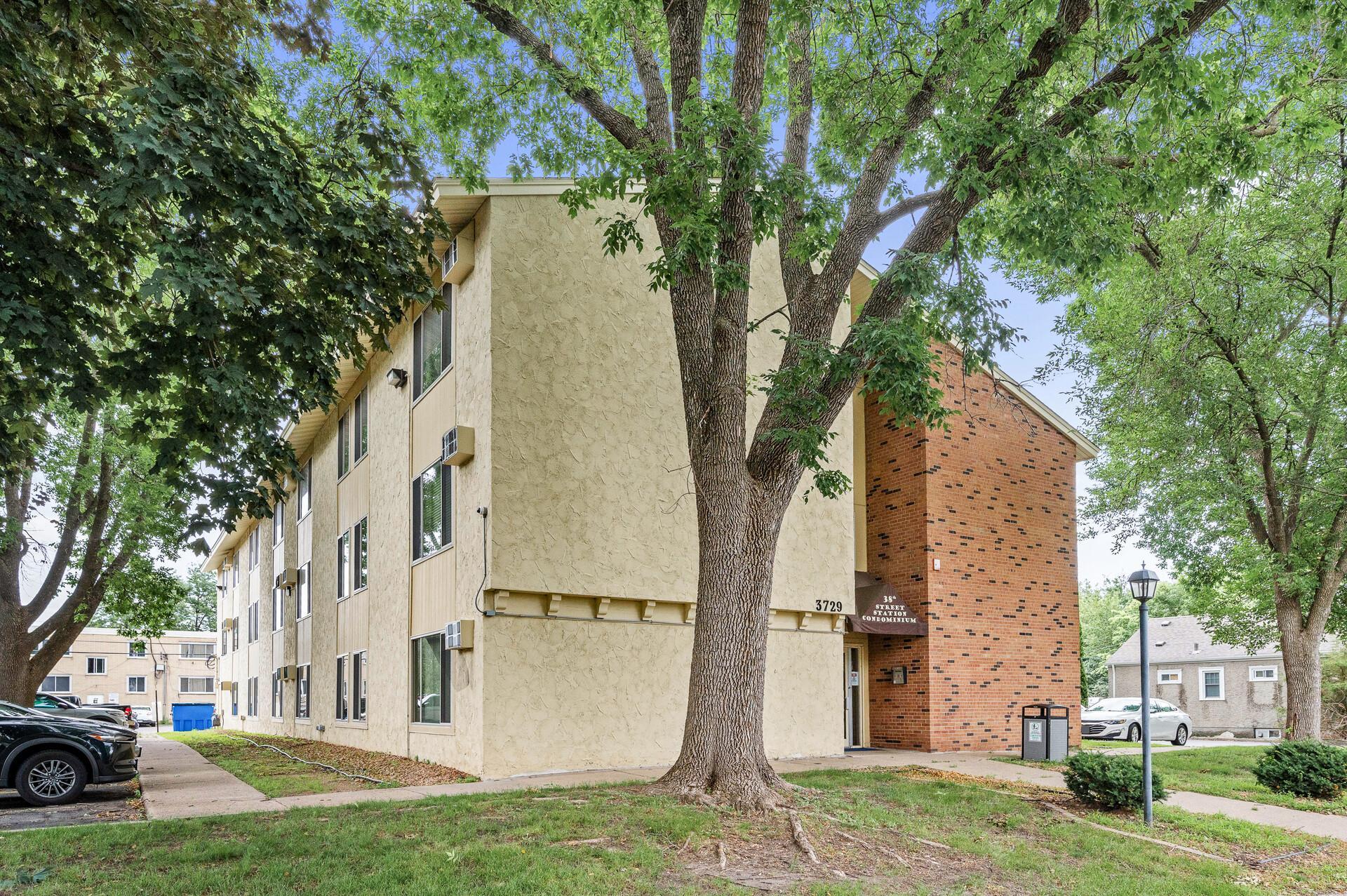 3729 Snelling Avenue 108