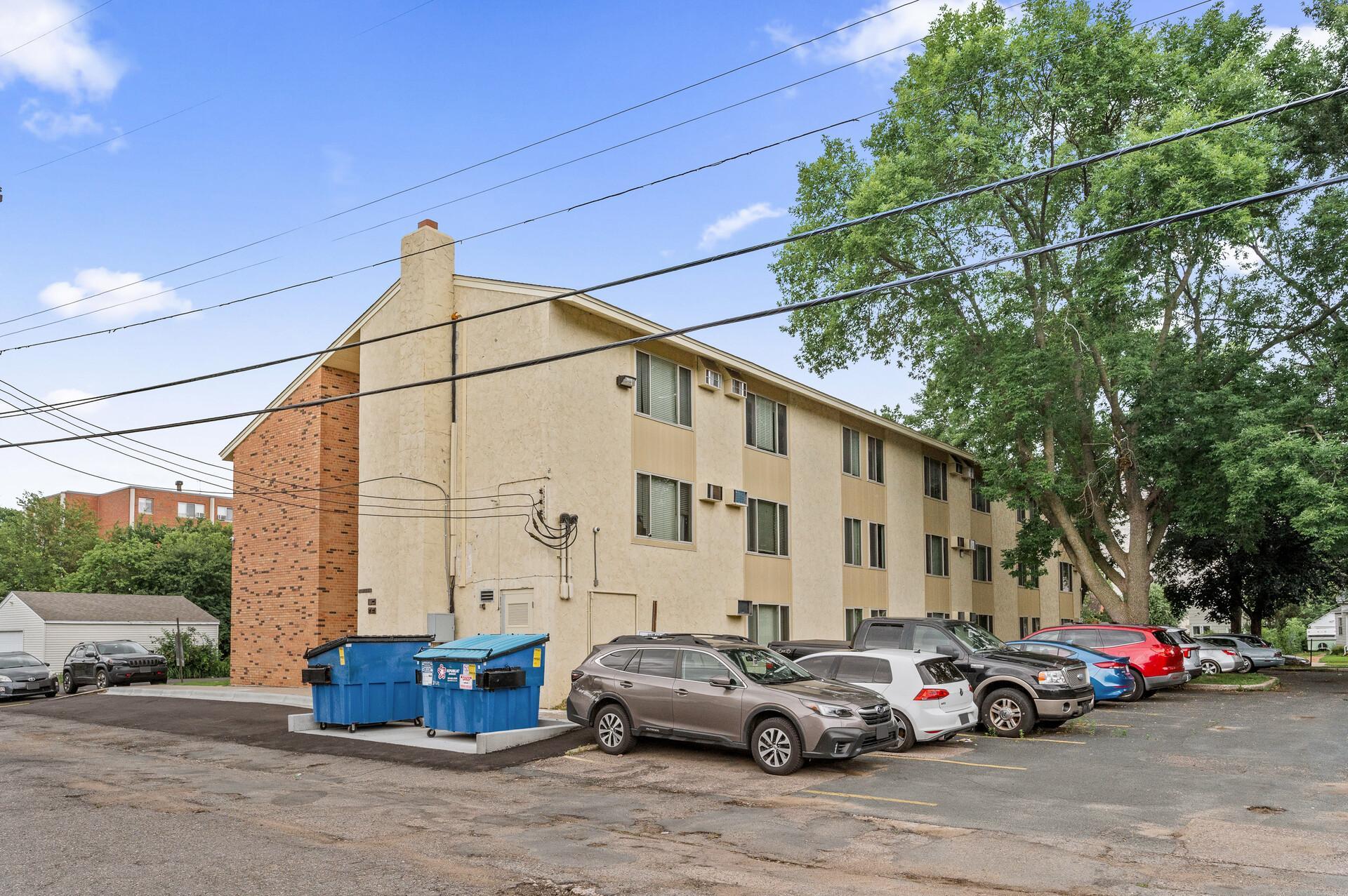 3729 Snelling Avenue 108