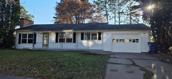 416 HIGHLAND DR, HIBBING, MN 55746 - Image fca26f11710c4aea0125a8a0a2ccc97f/1098424015