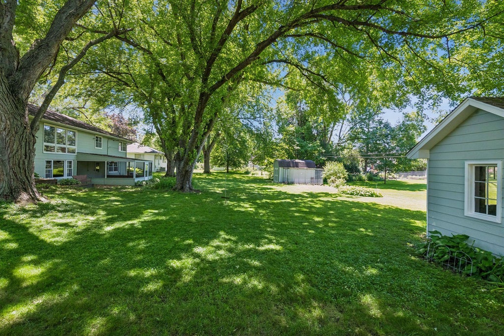 Photo of 5536 Holiday Road, Minnetonka, MN 55345 (MLS # 7081705)