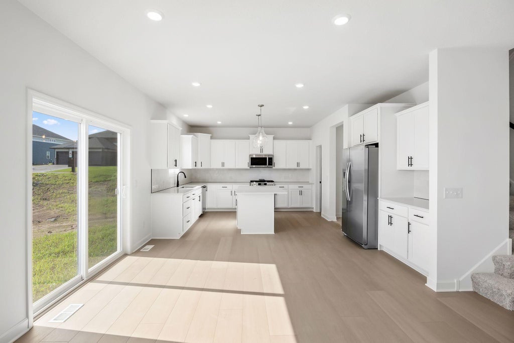 Photo of 18210 Hornby Drive, Lakeville, MN 55044 (MLS # 7148635)