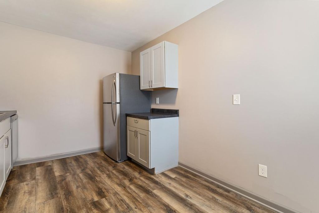 Photo of 792 Duluth Street, Saint Paul, MN 55106 (MLS # 7055417)