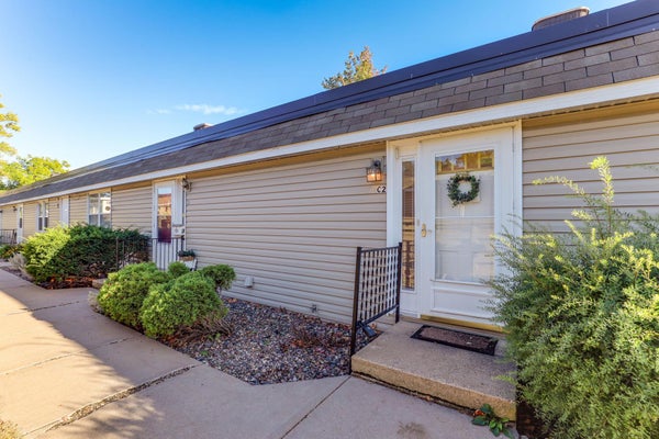 6061 PARIS AVE N APT C2, STILLWATER, MN 55082 - Image fcc8bb5b4f7350047a299565c1b2d33b/2058620127