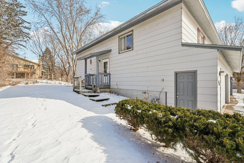 Photo of 8275 Cypress Lane, Eden Prairie, MN 55347 (MLS # 7012673)