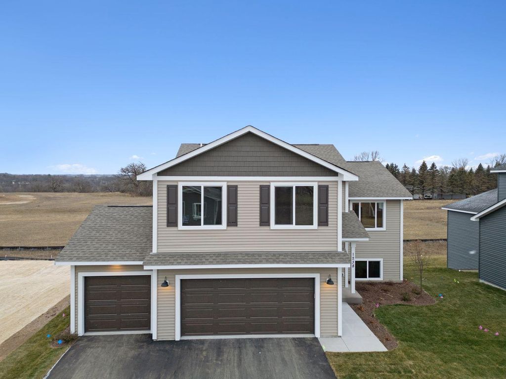 Photo of 2157 Westpointe Drive, Hastings, MN 55033 (MLS # 7049164)