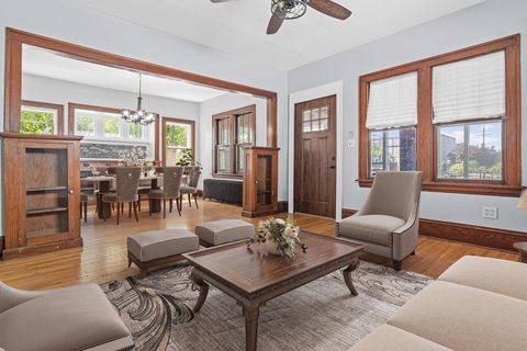 604 Asbury Street Saint Paul MN 55104