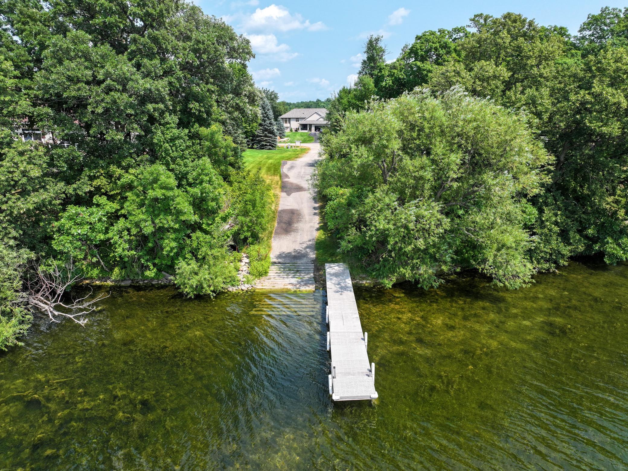3935 Geneva Golf Club Drive NE