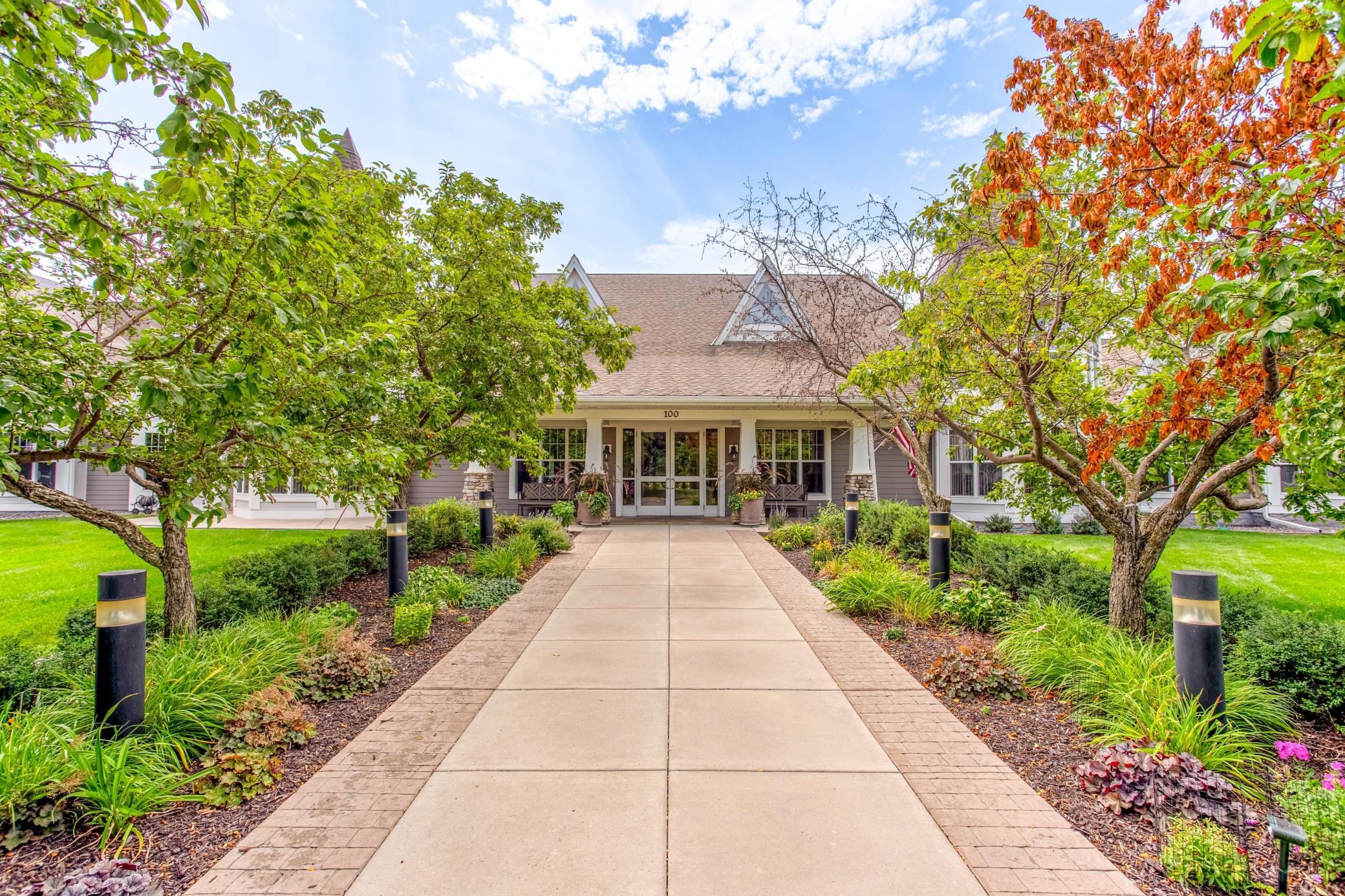 100 Clydesdale Trail 127