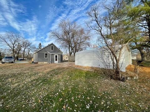 Photo of 1207 15th Avenue SW, Austin, MN 55912 (MLS # 6816285)