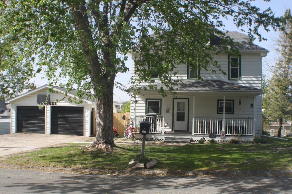 Photo of 221 E Church Street, Spring Valley, MN 55975 (MLS # 7073034)