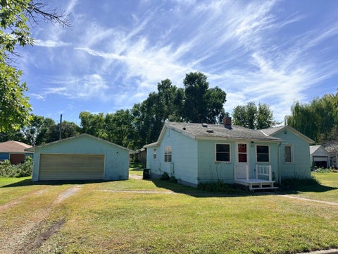 Photo of 168 E Park Street, Cottonwood, MN 56229 (MLS # 7144458)