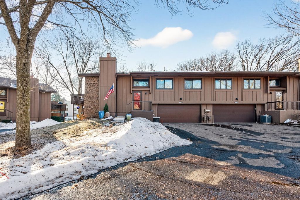 Photo of 2623 Sumac Court, White Bear Lake, MN 55110 (MLS # 7023075)