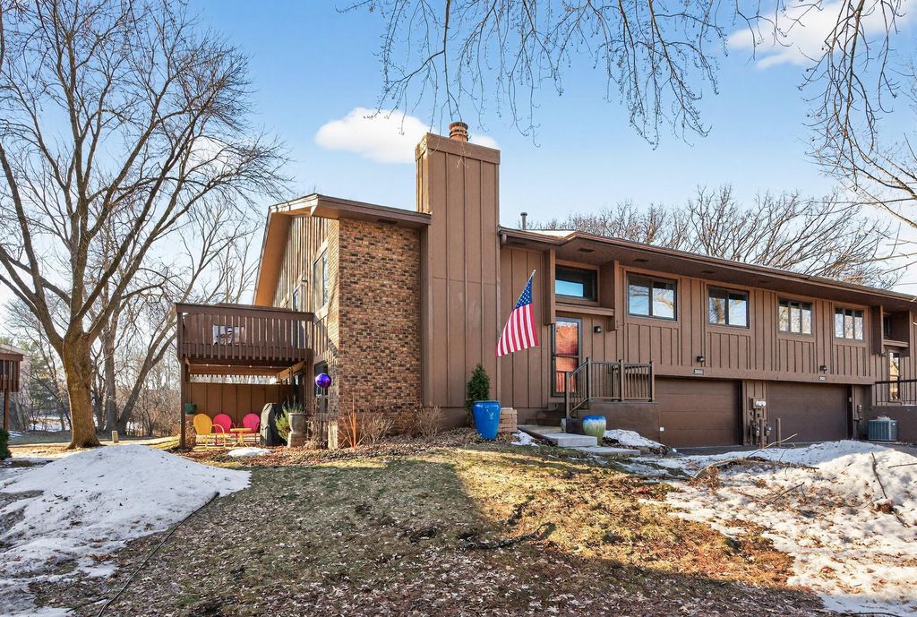 Photo of 2623 Sumac Court, White Bear Lake, MN 55110 (MLS # 7023075)