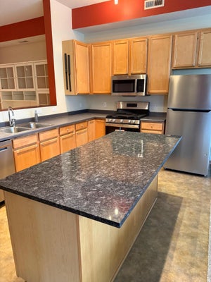 2650 UNIVERSITY AVE W APT 101, SAINT PAUL, MN 55114 - Image fcffbf976610d08055c19ed902a2e945/3716085172