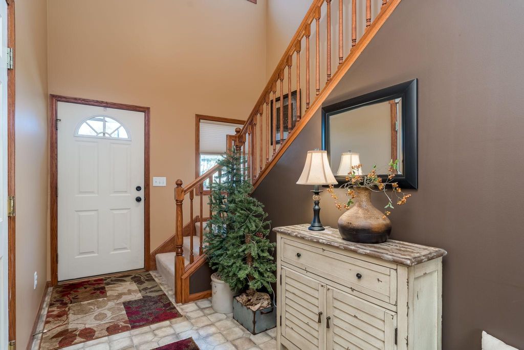 Photo of 2110 Willow Trail, North Mankato, MN 56003 (MLS # 7065620)