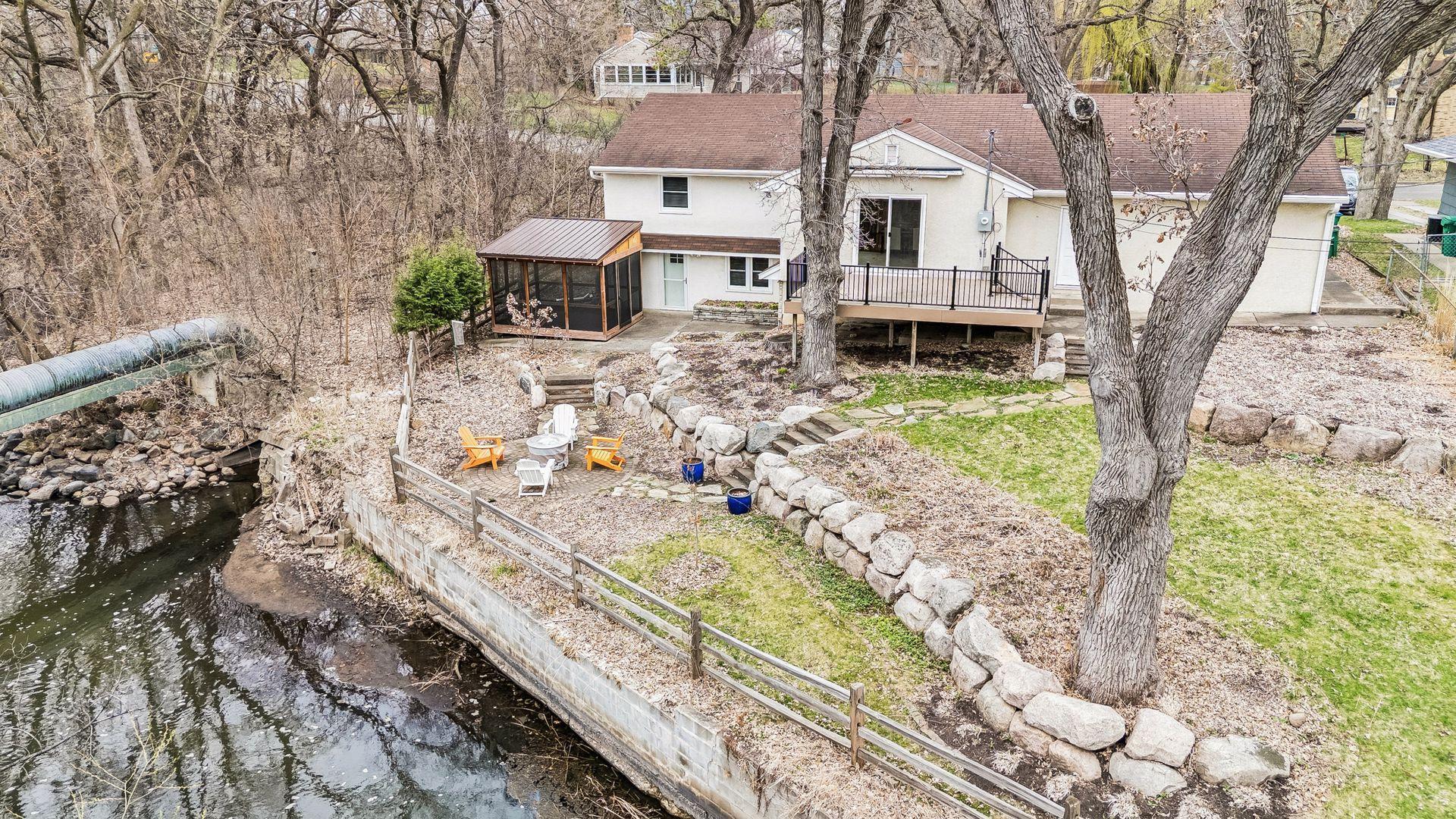 7837 Edgebrook Drive