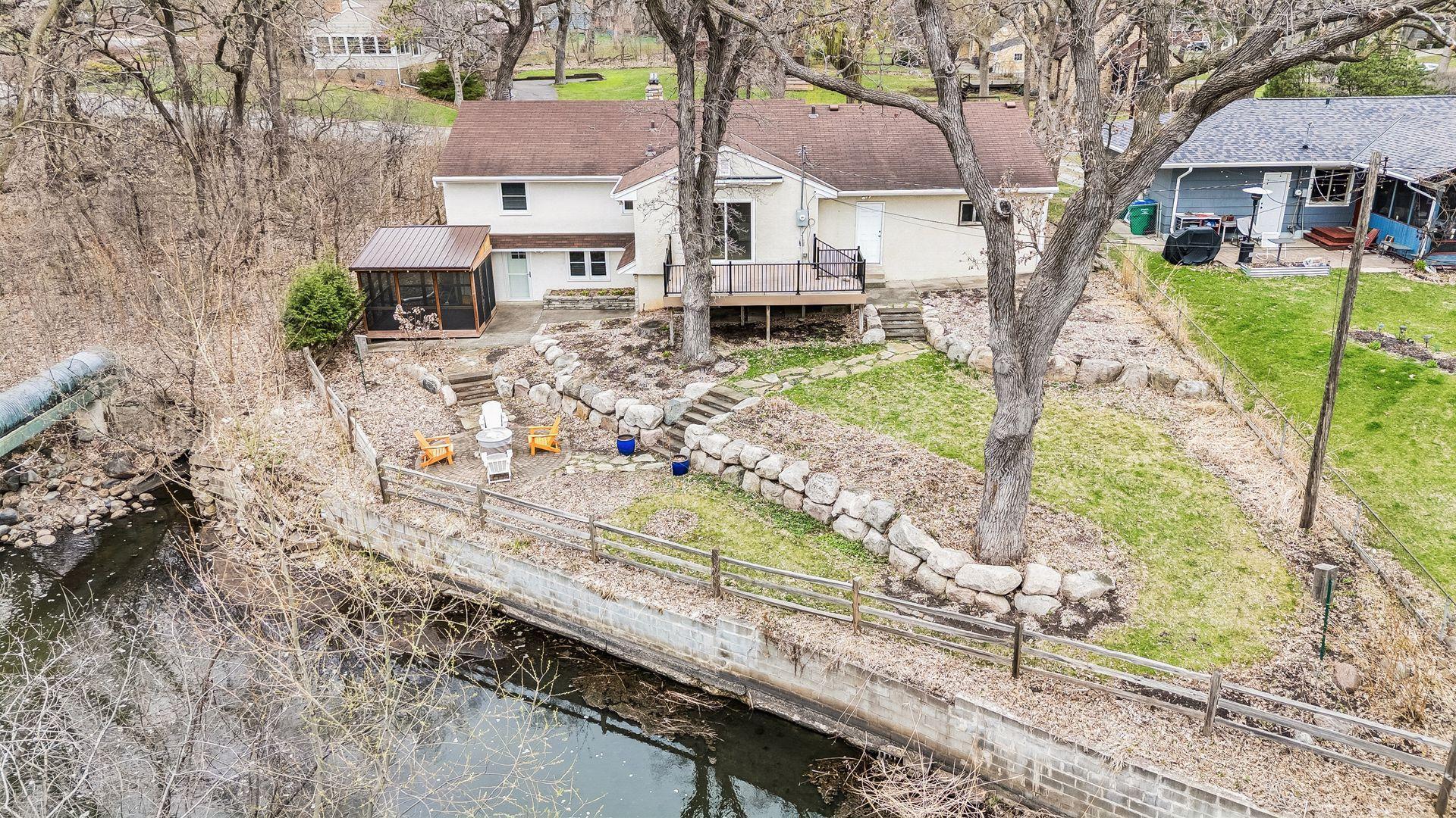 7837 Edgebrook Drive