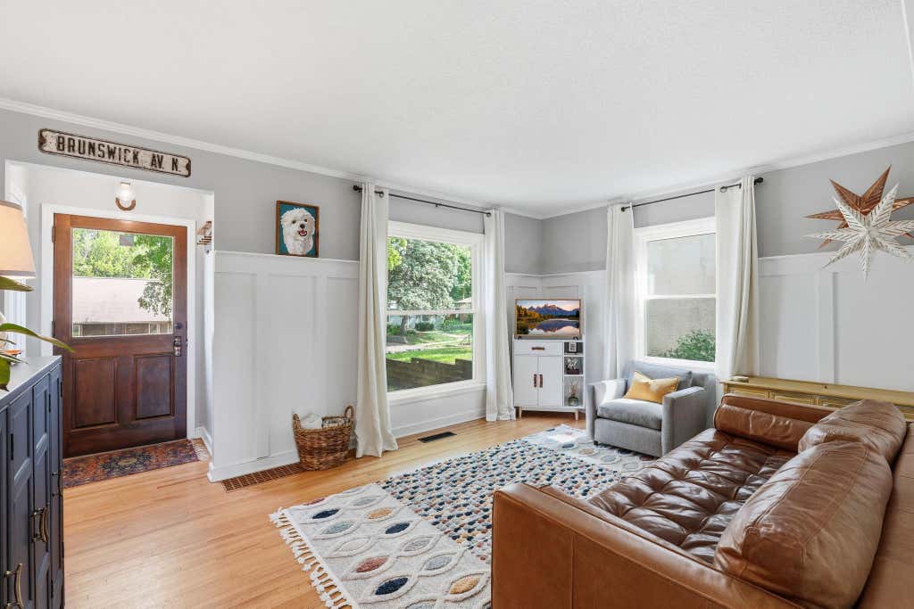 Photo of 2840 Brunswick Avenue S, Saint Louis Park, MN 55416 (MLS # 7127642)