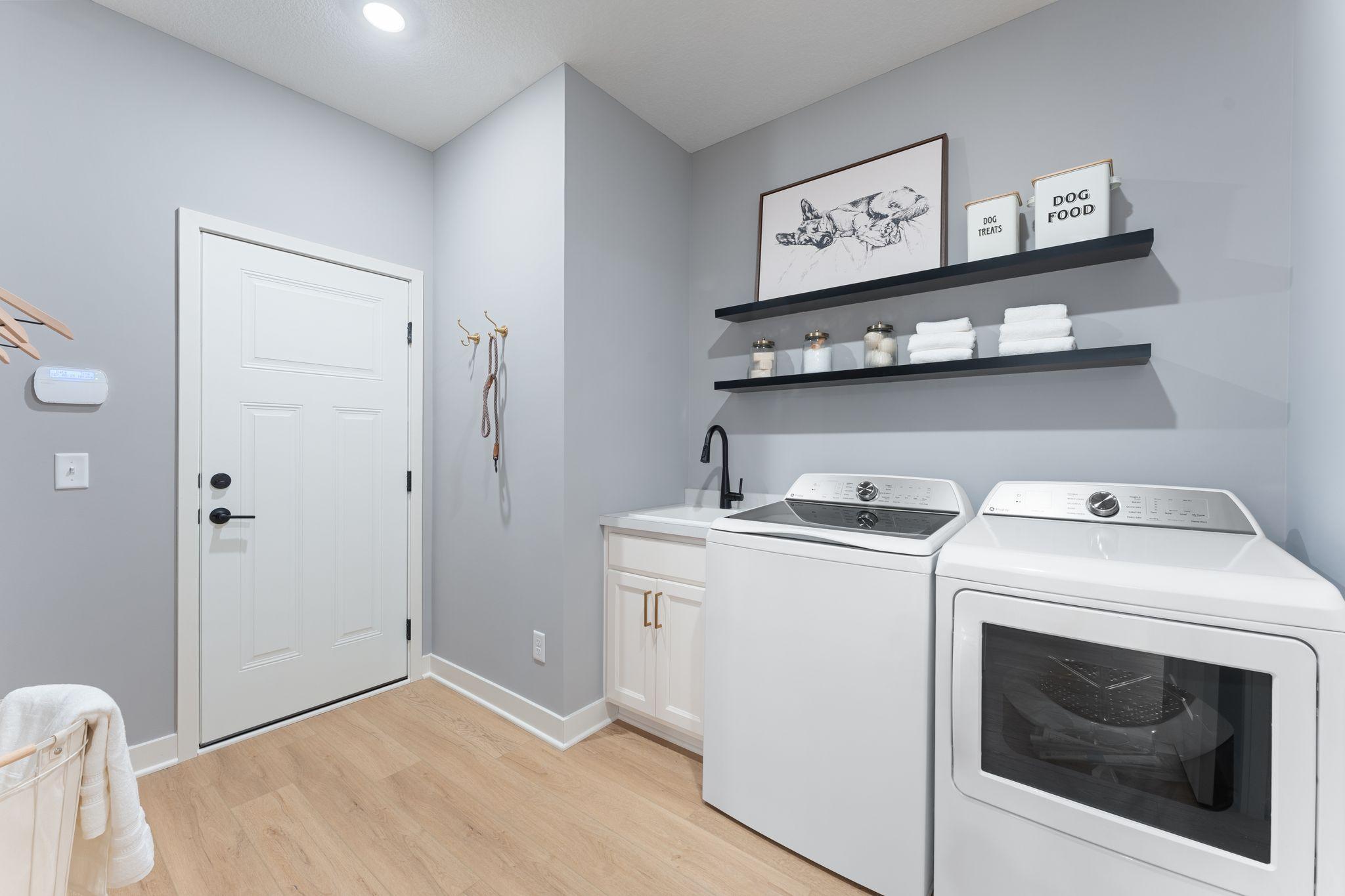 542 Tulare Terrace
