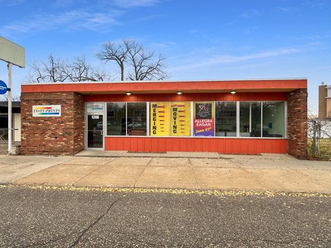 1396 7th Street W Saint Paul MN 55102