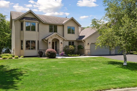 Photo of 3109 Chelsea Court, Burnsville, MN 55337 (MLS # 7096576)
