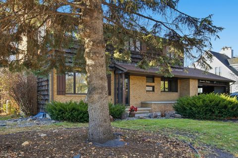 1719 7th Street S Fargo ND 58103