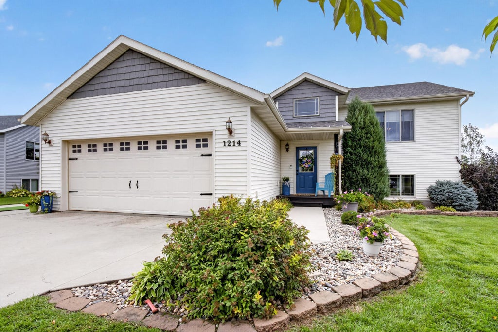 Photo of 1214 6th Avenue NW, Perham, MN 56573 (MLS # 7135832)