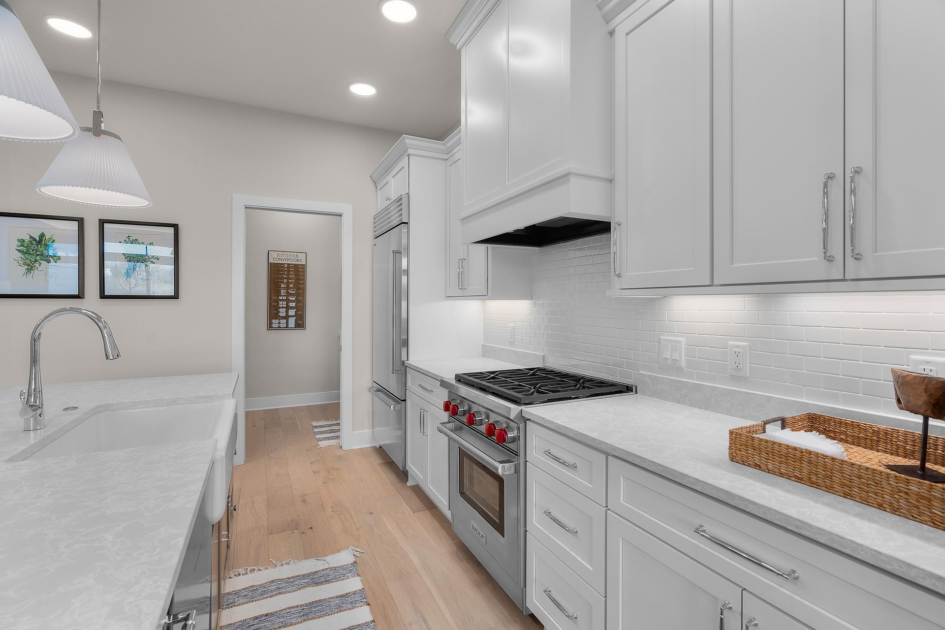 1 Hill Farm Road 107