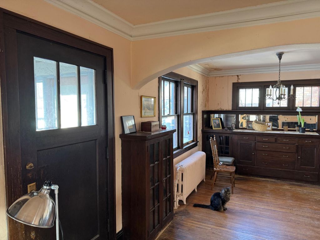 Photo of 1438 Stanford Avenue, Saint Paul, MN 55105 (MLS # 7023195)