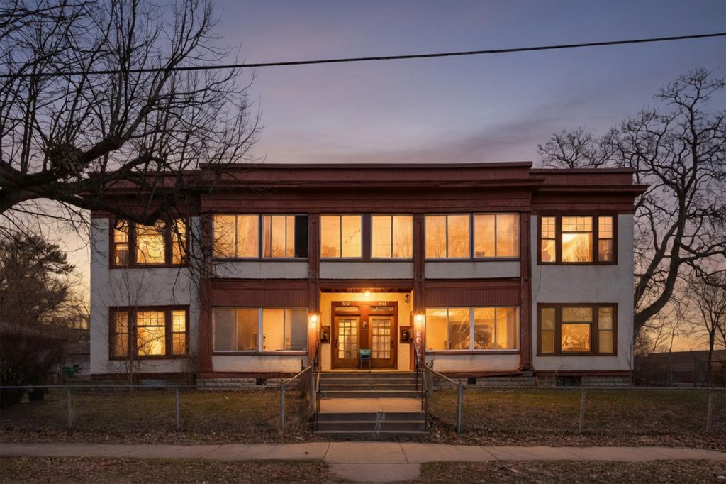 Photo of 900 16th Avenue N, Minneapolis, MN 55411 (MLS # 7045285)