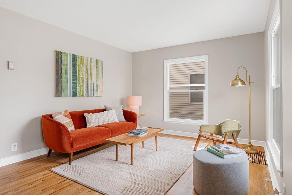 Photo of 2909 Kentucky Avenue S, Saint Louis Park, MN 55426 (MLS # 7046178)