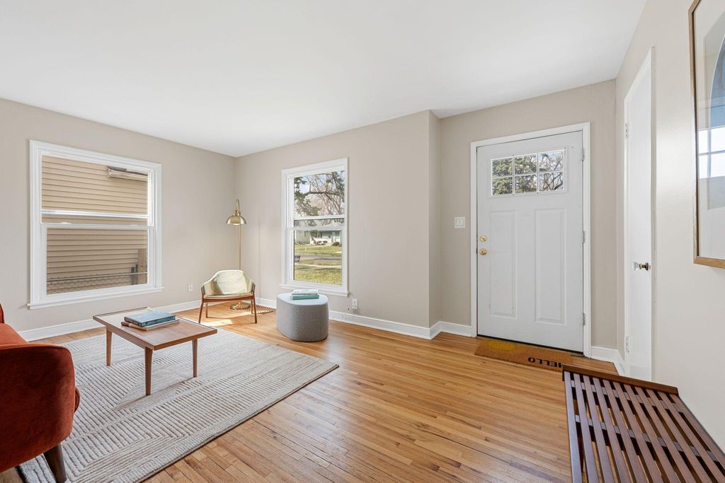 Photo of 2909 Kentucky Avenue S, Saint Louis Park, MN 55426 (MLS # 7046178)