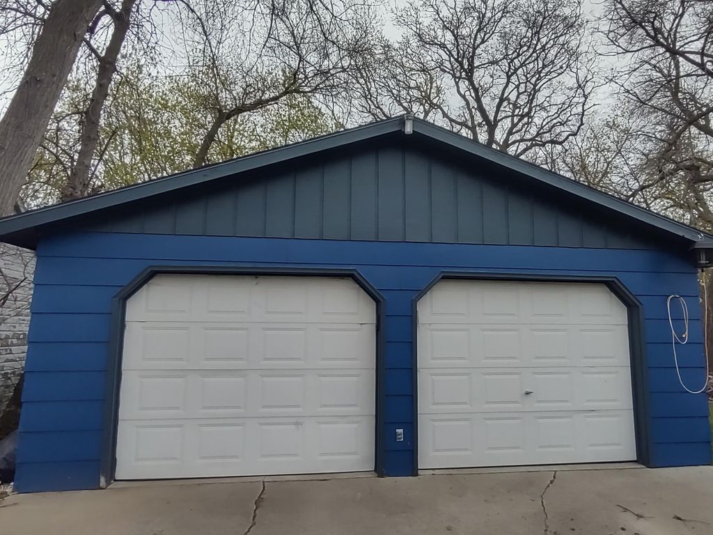 Photo of 610 Springen Avenue, Fergus Falls, MN 56537 (MLS # 7066840)