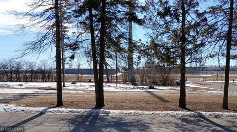 Photo of 839 Hilltop Drive NE, Hutchinson, MN 55350 (MLS # 6653197)