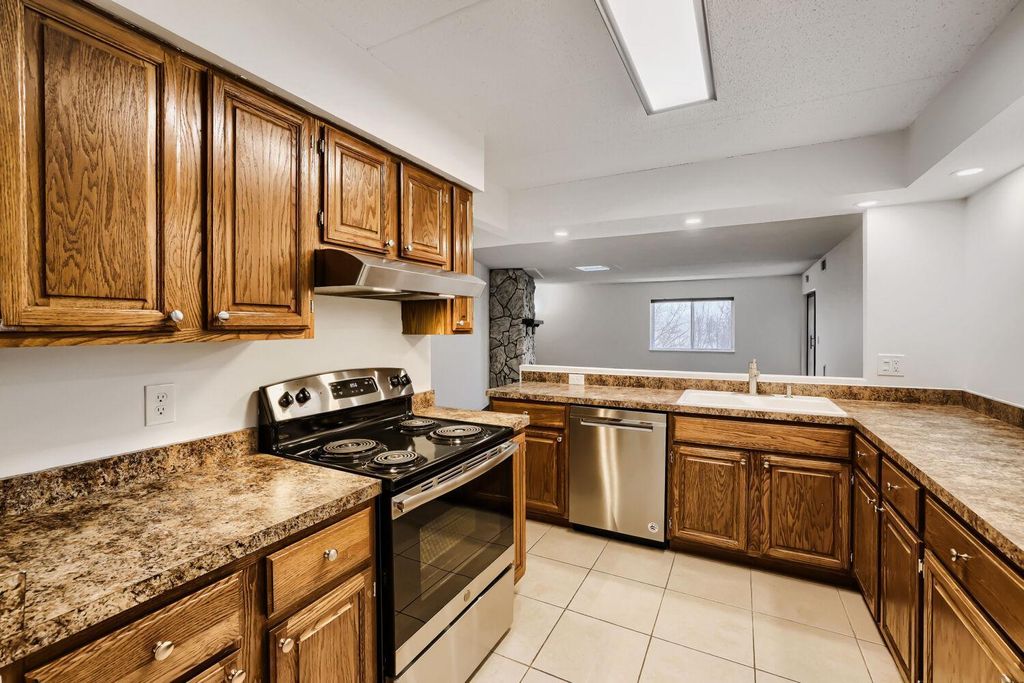 Photo of 3320 Louisiana Avenue S #510, Saint Louis Park, MN 55426 (MLS # 7051433)